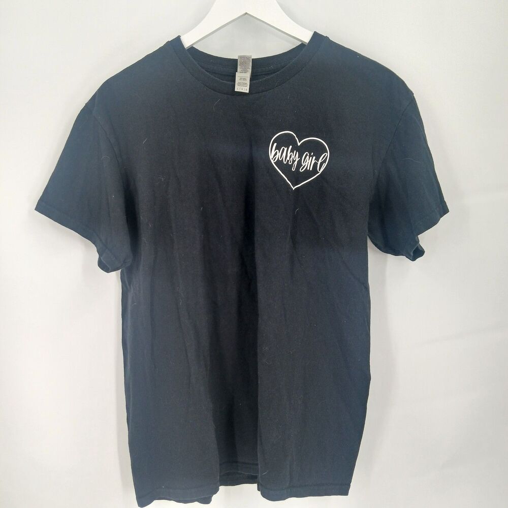Gildan Womens Size large Black Graphic Short Sleeve Crewneck T-Shirt baby girl